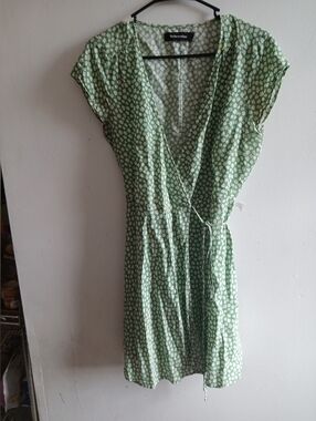 Reformation Green ditsy floral wrap midi dress